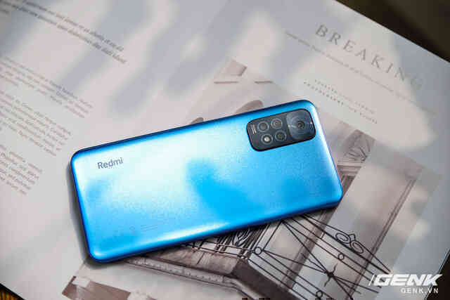 Cận cảnh Redmi Note 11 chính thức tại Việt Nam: camera chính 50MP, màn hình AMOLED, sạc nhanh 33W, giá 4.7 triệu đồng - Ảnh 1. Cận cảnh Redmi Note 11 chính thức tại Việt Nam: camera chính 50MP, màn hình AMOLED, sạc nhanh 33W, giá 4.7 triệu đồng - Ảnh 1.