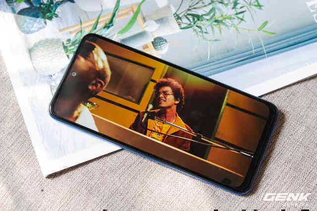 Cận cảnh Redmi Note 11 chính thức tại Việt Nam: camera chính 50MP, màn hình AMOLED, sạc nhanh 33W, giá 4.7 triệu đồng - Ảnh 12.