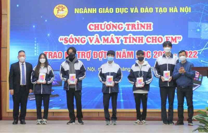 MobiFone tặng 2.000 tài khoản học tập MobiEdu và MobiCloud cho học sinh khó khăn
