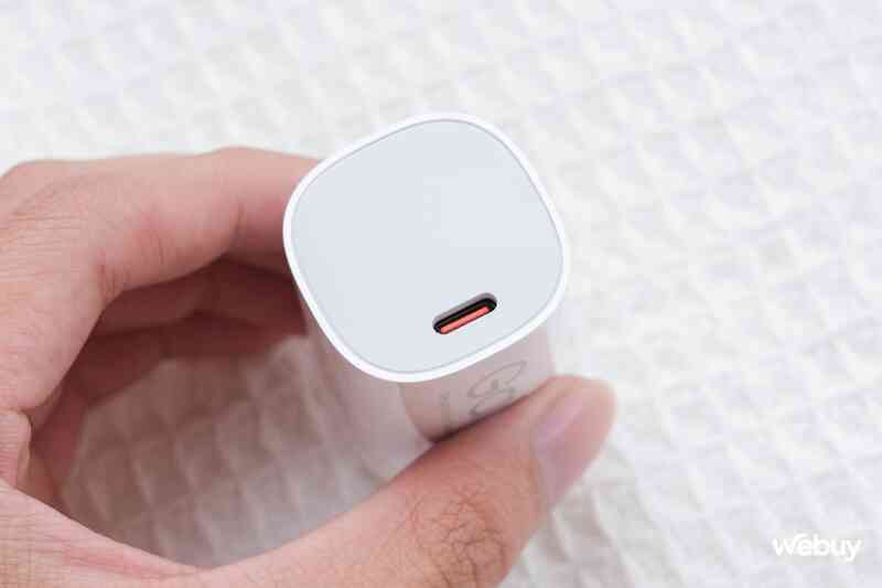 Xiaomi ra mắt củ sạc nhanh 67W mới: Thiết kế nhỏ gọn hơn, sạc được cho MacBook, giá chỉ hơn 500,000 đồng - Ảnh 9. Xiaomi ra mắt củ sạc nhanh 67W mới: Thiết kế nhỏ gọn hơn, sạc được cho MacBook, giá chỉ hơn 500,000 đồng - Ảnh 9.