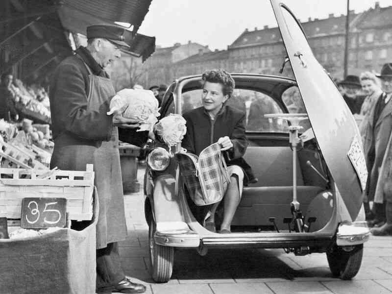 Isetta: Chiếc xe bong bóng mang tính biểu tượng của những năm 1950, được coi là chiếc xe siêu nhỏ đầu tiên trên thế giới - Ảnh 3. Isetta: Chiếc xe bong bóng mang tính biểu tượng của những năm 1950, được coi là chiếc xe siêu nhỏ đầu tiên trên thế giới - Ảnh 3.