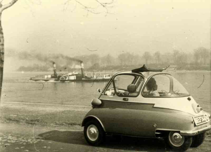 Isetta: Chiếc xe bong bóng mang tính biểu tượng của những năm 1950, được coi là chiếc xe siêu nhỏ đầu tiên trên thế giới - Ảnh 7. Isetta: Chiếc xe bong bóng mang tính biểu tượng của những năm 1950, được coi là chiếc xe siêu nhỏ đầu tiên trên thế giới - Ảnh 7.