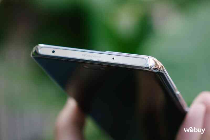 Trên tay Xiaomi Civi 2: Điện thoại chuyên selfie của Xiaomi, có Dynamic Island giống iPhone, giá 7.9 triệu đồng