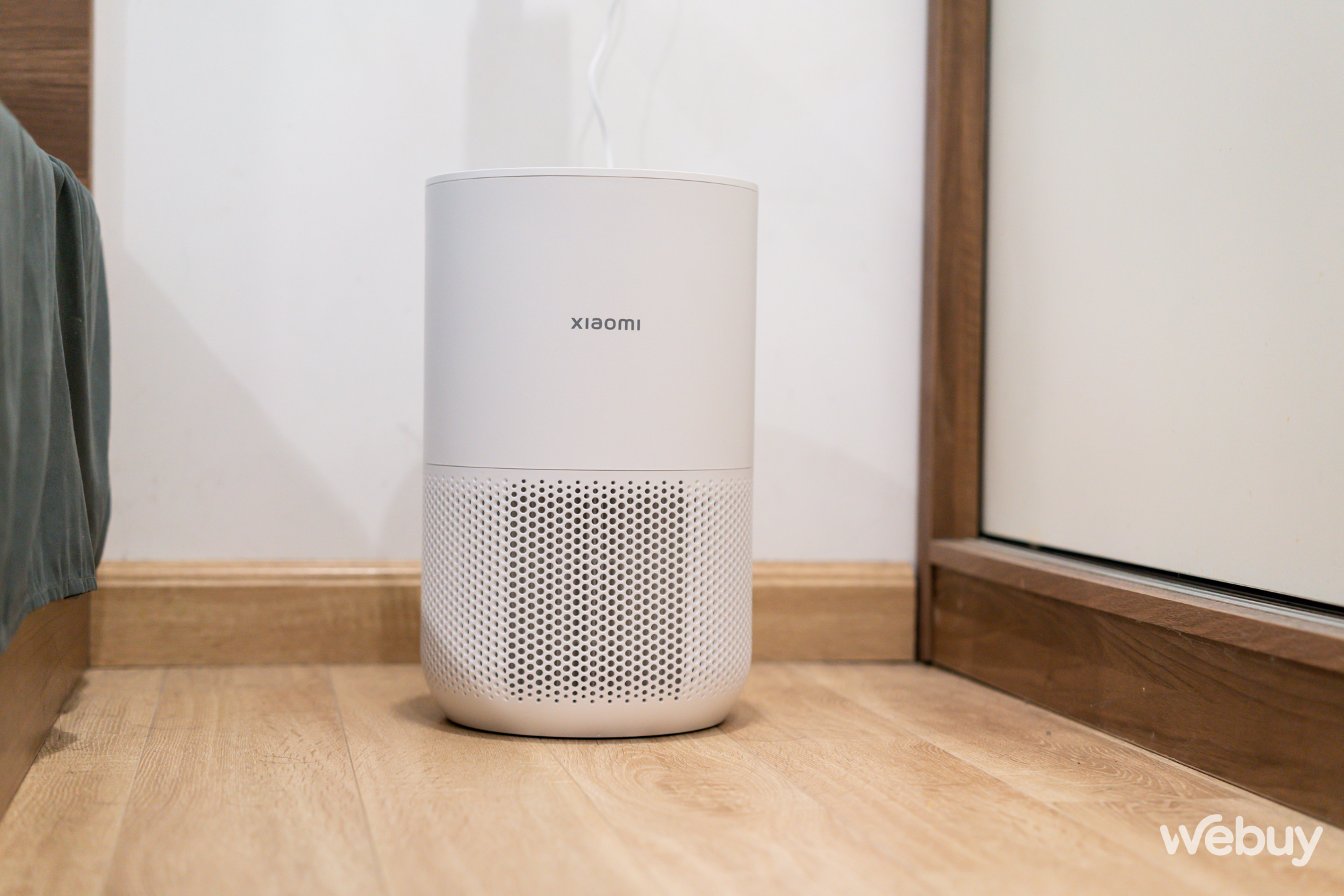 Trên tay máy lọc không khí Xiaomi Air Purifier 4 Compact: Thiết kế nhỏ gọn, điều khiển dễ dàng bằng ứng dụng - Ảnh 5. Trên tay máy lọc không khí Xiaomi Air Purifier 4 Compact: Thiết kế nhỏ gọn, điều khiển dễ dàng bằng ứng dụng - Ảnh 5.