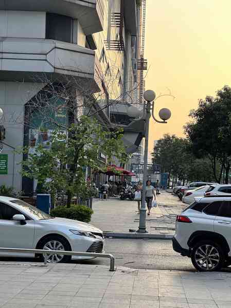 Flagship Xiaomi đo dáng cùng iPhone 14 Pro Max