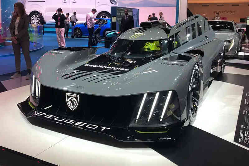 VinFast VF 6, 7, 8, 9 đang chinh phục người Pháp tại Paris Motor Show 2022 - Ảnh 14. VinFast VF 6, 7, 8, 9 đang chinh phục người Pháp tại Paris Motor Show 2022 - Ảnh 14.
