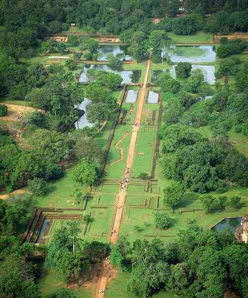 'Sư thành' - công trình cổ đại ẩn giữa núi rừng Sri Lanka - Ảnh 3. 'Sư thành' - công trình cổ đại ẩn giữa núi rừng Sri Lanka - Ảnh 3.