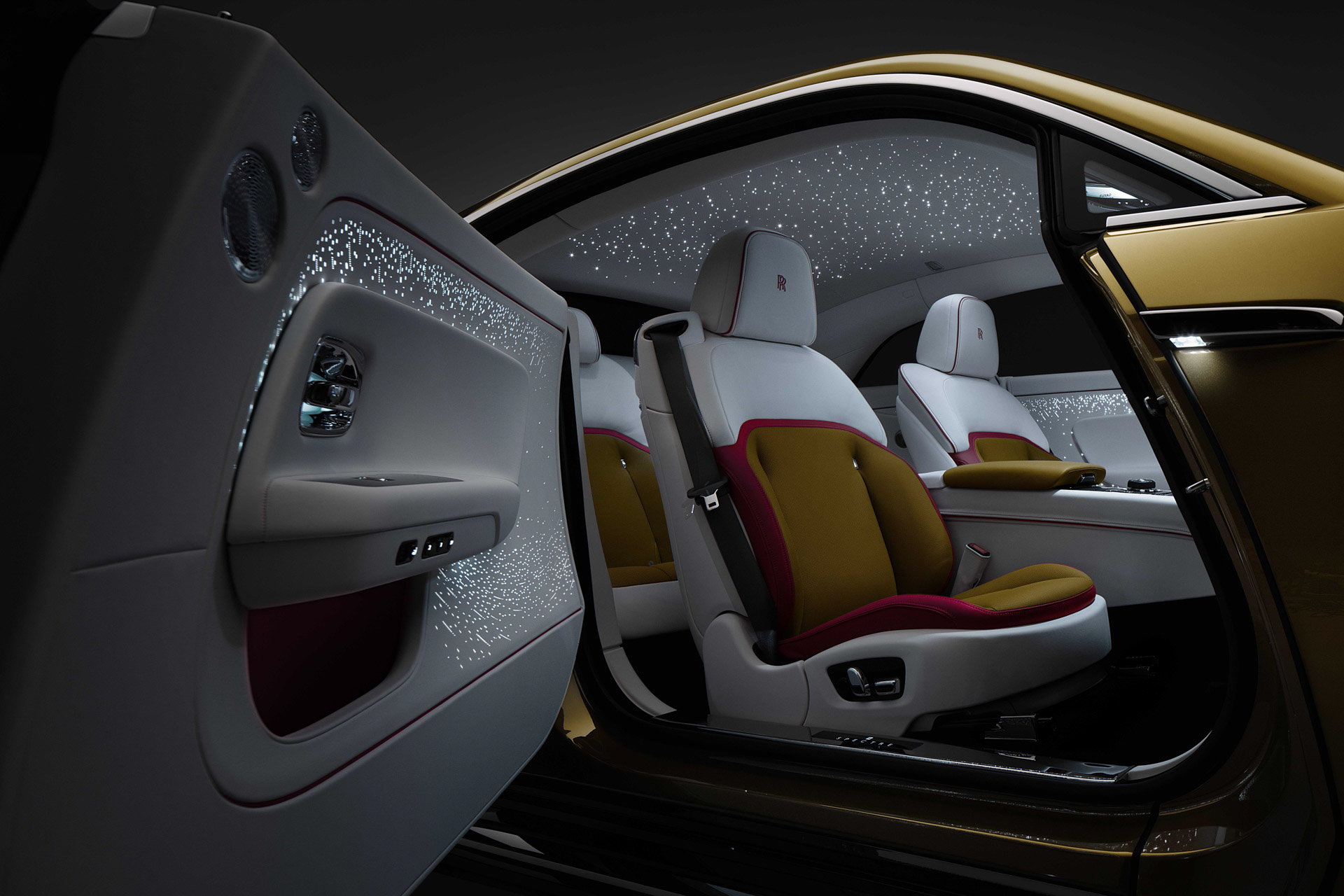 Rolls-Royce Spectre ra mắt: Xe điện sang xịn nhất thế giới, chạy 520km/sạc - Ảnh 12. Rolls-Royce Spectre ra mắt: Xe điện sang xịn nhất thế giới, chạy 520km/sạc - Ảnh 12.