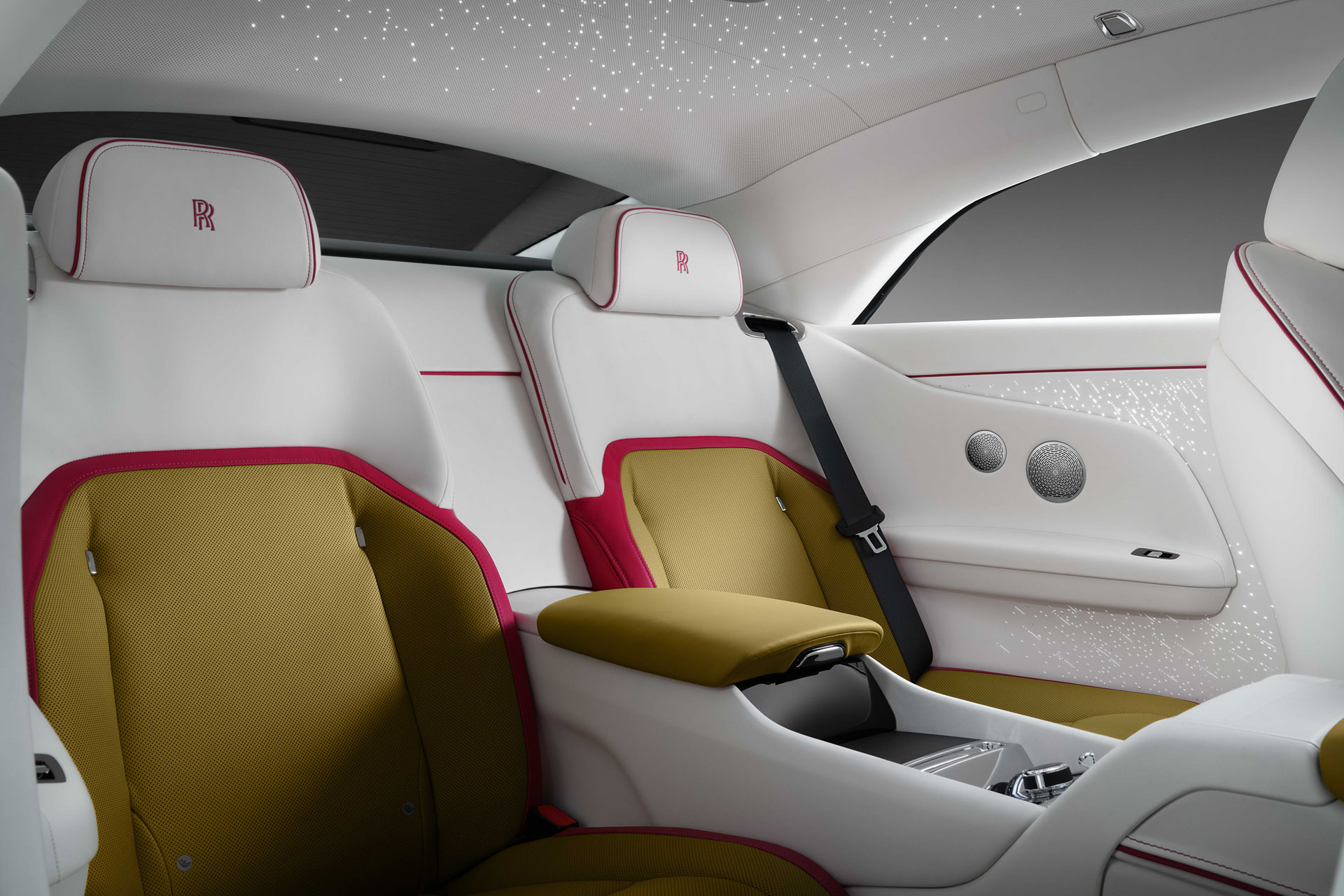 Rolls-Royce Spectre ra mắt: Xe điện sang xịn nhất thế giới, chạy 520km/sạc - Ảnh 14. Rolls-Royce Spectre ra mắt: Xe điện sang xịn nhất thế giới, chạy 520km/sạc - Ảnh 14.