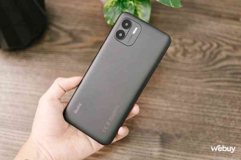Redmi A1: Smartphone giá 2 triệu có mặt lưng giả da, pin 5000mAh