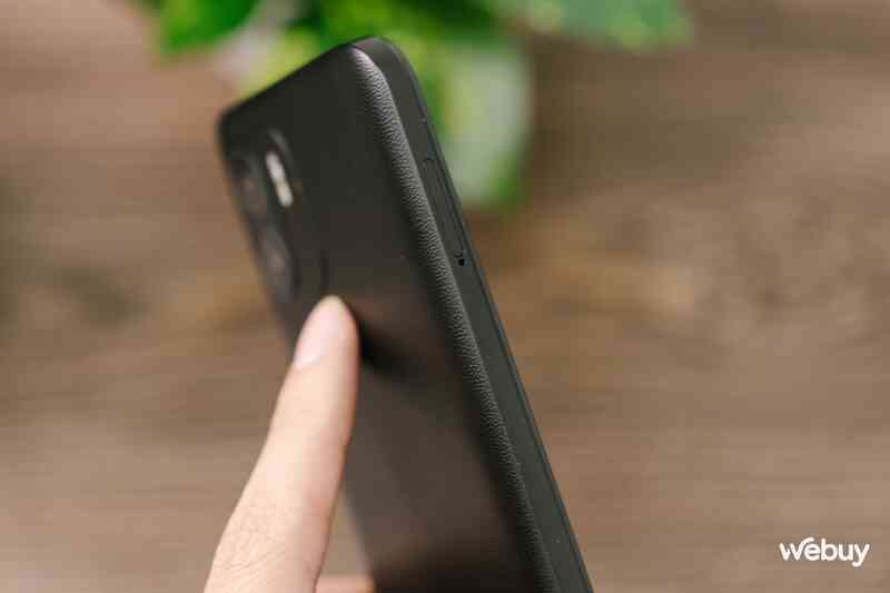 Redmi A1: Smartphone giá 2 triệu có mặt lưng giả da, pin 5000mAh