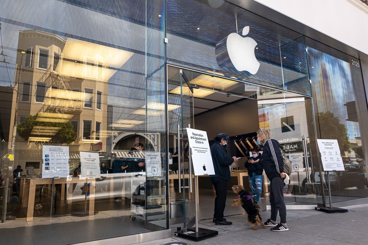 Không phải 'nhà sản xuất iPhone', Apple đang biến thành 'công ty quảng cáo' vì không muốn để Meta, Google 'ăn 1 mình' - Ảnh 3. Không phải 'nhà sản xuất iPhone', Apple đang biến thành 'công ty quảng cáo' vì không muốn để Meta, Google 'ăn 1 mình' - Ảnh 3.