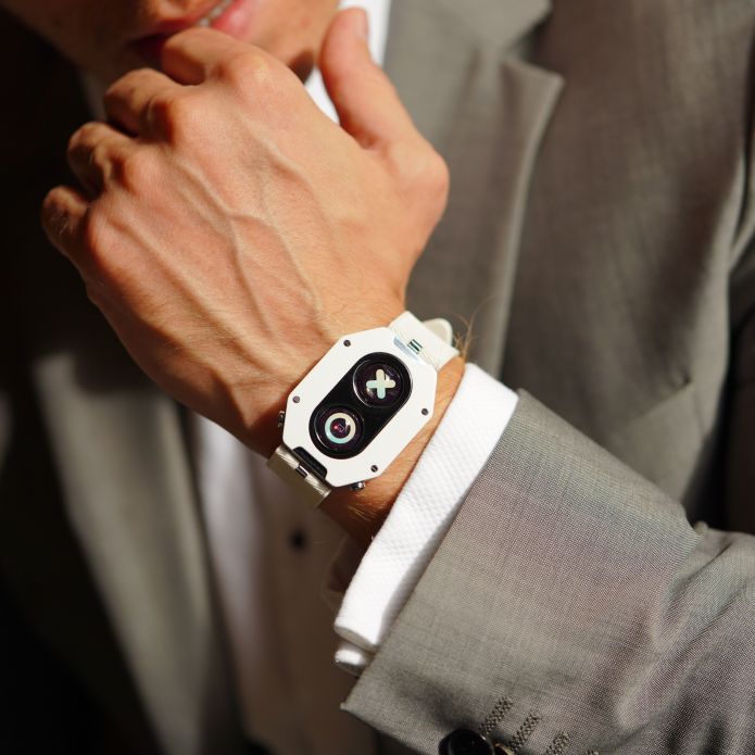 Blacktime 11PM: Đồng hồ thông minh 2 màn hình siêu lạ, đủ tính năng hay mà giá bằng 1/4 Apple Watch Ultra