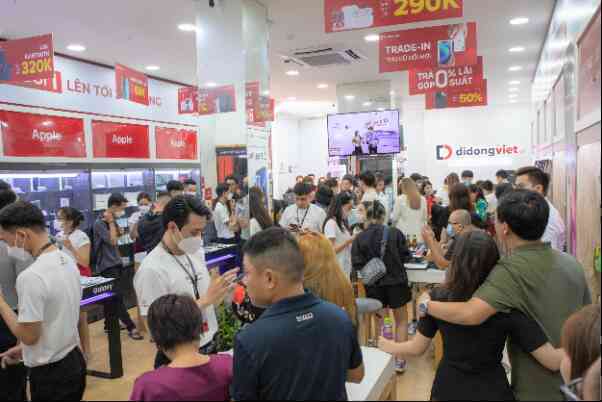 iPhone 14 và iPhone 14 Plus giảm đến 12 triệu đồng sau hơn 1 tuần lên kệ - Ảnh 5. iPhone 14 và iPhone 14 Plus giảm đến 12 triệu đồng sau hơn 1 tuần lên kệ - Ảnh 5.