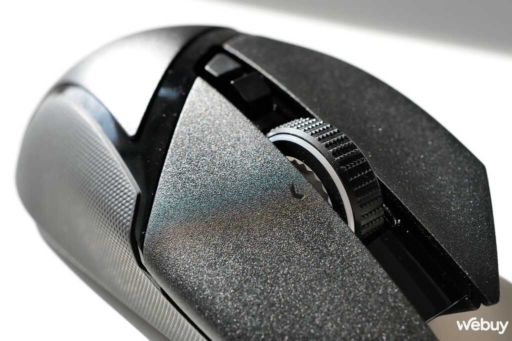 Trên tay bàn phím Razer DeathStalker V2 Pro và chuột Basilisk V3 Pro: Đúng chất một cặp bài trùng - Ảnh 25. Trên tay bàn phím Razer DeathStalker V2 Pro và chuột Basilisk V3 Pro: Đúng chất một cặp bài trùng - Ảnh 25.