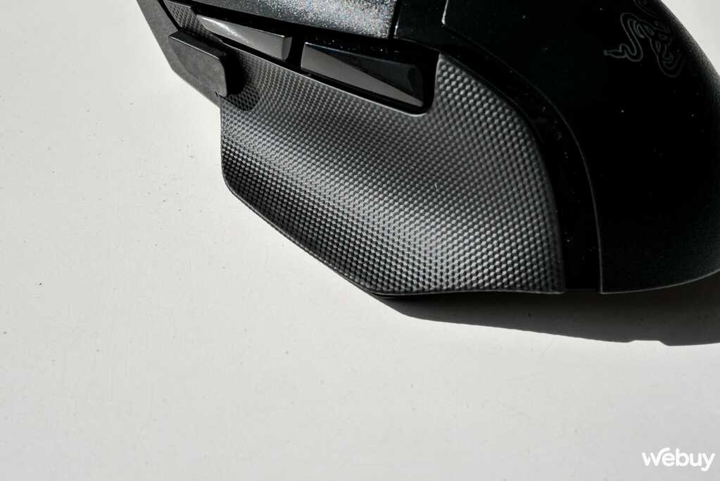 Trên tay bàn phím Razer DeathStalker V2 Pro và chuột Basilisk V3 Pro: Đúng chất một cặp bài trùng - Ảnh 26. Trên tay bàn phím Razer DeathStalker V2 Pro và chuột Basilisk V3 Pro: Đúng chất một cặp bài trùng - Ảnh 26.