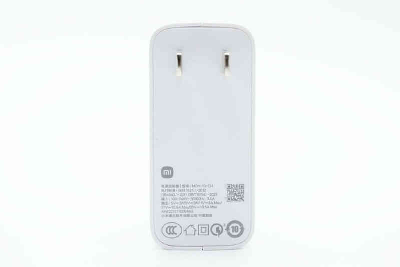 Chi tiết sạc nhanh 210W của Xiaomi: 10 phút đầy pin, dùng 3 chip quản lý sạc và không hề quá nhiệt