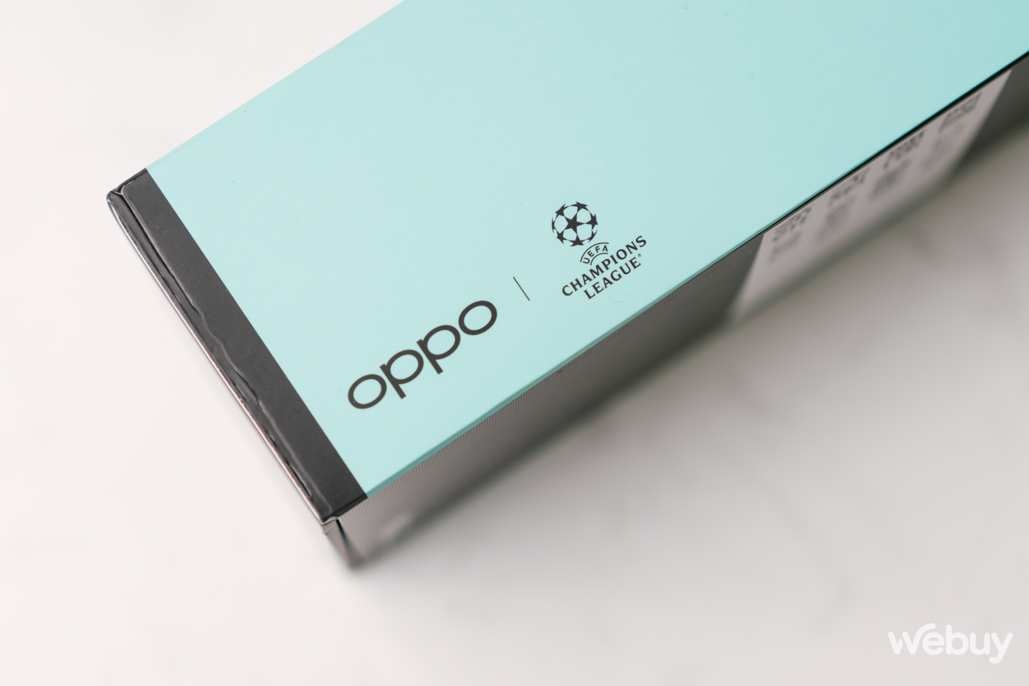 Mở hộp OPPO Reno8 Pro 5G: Hướng tới nhiếp ảnh với camera 50MP và chip MariSilicon X, sạc siêu nhanh SuperVOOC 80W - Ảnh 3. Mở hộp OPPO Reno8 Pro 5G: Hướng tới nhiếp ảnh với camera 50MP và chip MariSilicon X, sạc siêu nhanh SuperVOOC 80W - Ảnh 3.