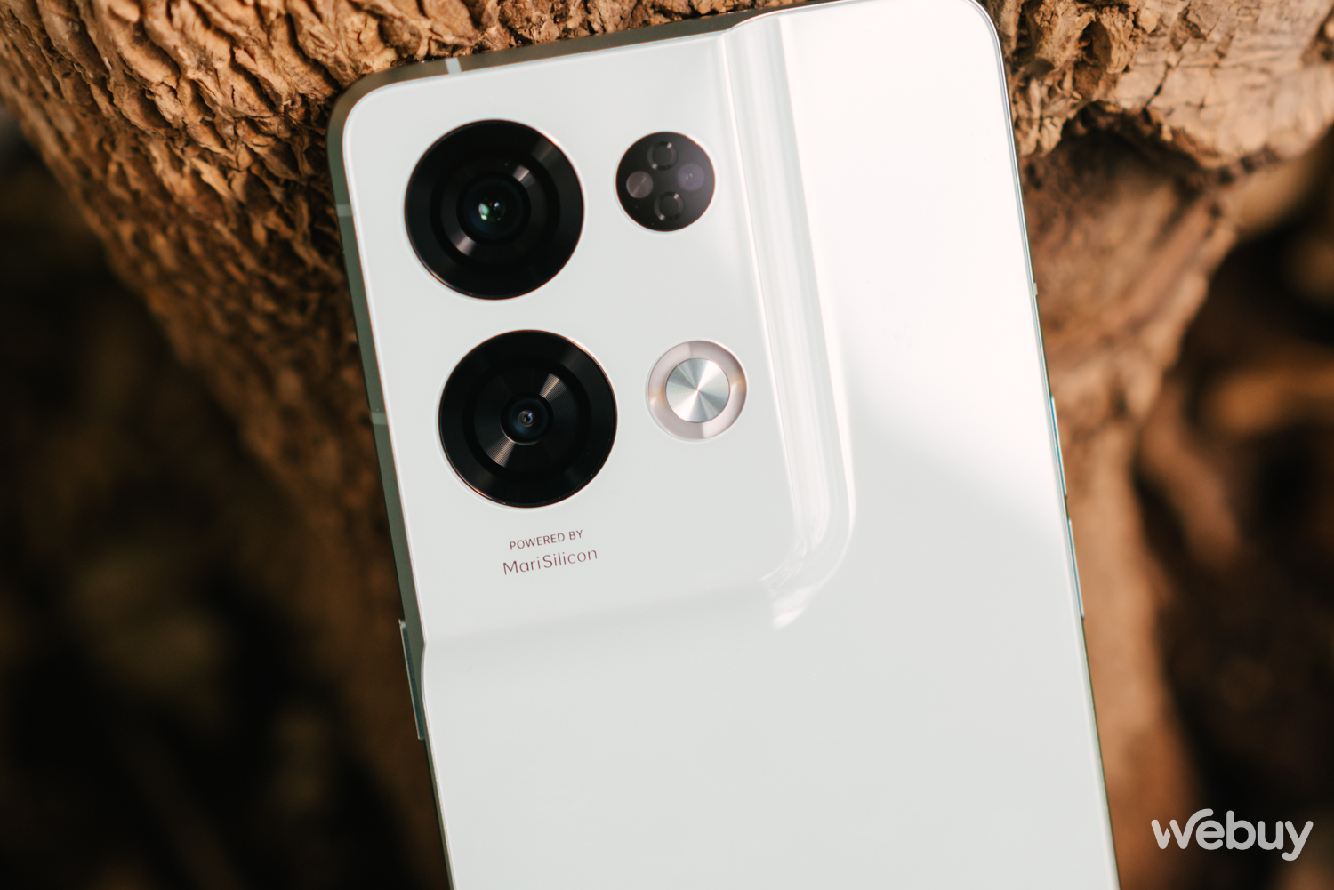Mở hộp OPPO Reno8 Pro 5G: Hướng tới nhiếp ảnh với camera 50MP và chip MariSilicon X, sạc siêu nhanh SuperVOOC 80W - Ảnh 8. Mở hộp OPPO Reno8 Pro 5G: Hướng tới nhiếp ảnh với camera 50MP và chip MariSilicon X, sạc siêu nhanh SuperVOOC 80W - Ảnh 8.