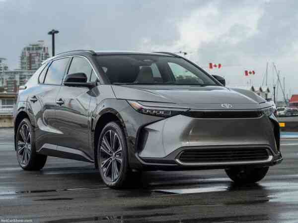 Tại sao Toyota không bán được chiếc xe điện nào trong tháng 9? - Ảnh 3. Tại sao Toyota không bán được chiếc xe điện nào trong tháng 9? - Ảnh 3.