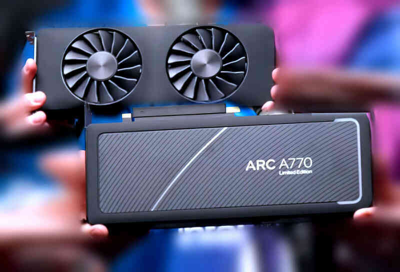 Intel ra mắt card đồ họa mới, là đối thủ đáng gờm với Nvidia và AMD