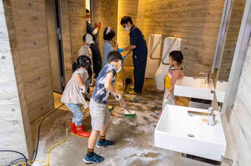 Nhật Bản: Khi toilet công cộng cũng có thể trở thành “điểm đến du lịch” - Ảnh 3. Nhật Bản: Khi toilet công cộng cũng có thể trở thành “điểm đến du lịch” - Ảnh 3.