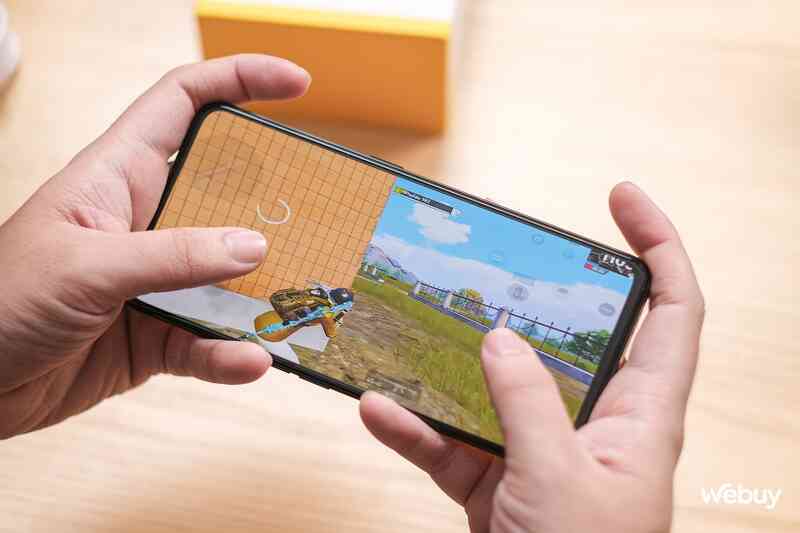 Điện thoại realme giá chỉ hơn 5 triệu nhưng có chip Snapdragon 870, màn hình OLED 120Hz, sạc nhanh 80W - Ảnh 12.