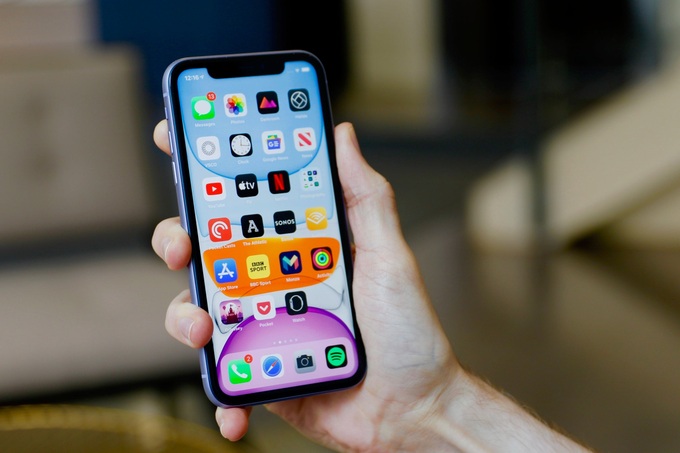 iPhone 14 Pro Max khan hiếm, iPhone 13 Pro Max trở thành "hàng nóng"
