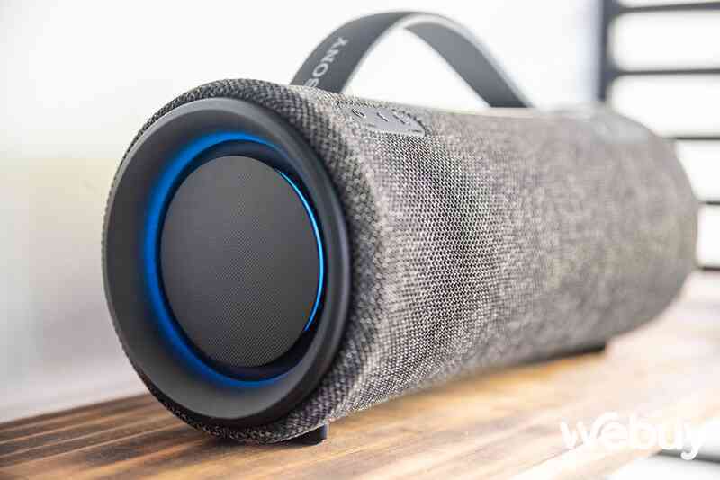 Trải nghiệm nhanh Sony SRS-XG300: Thiết kế hiện đại, chất âm mạnh mẽ, giá gần 8 triệu đồng - Ảnh 12. Trải nghiệm nhanh Sony SRS-XG300: Thiết kế hiện đại, chất âm mạnh mẽ, giá gần 8 triệu đồng - Ảnh 12.