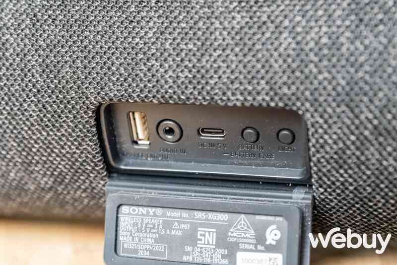 Trải nghiệm nhanh Sony SRS-XG300: Thiết kế hiện đại, chất âm mạnh mẽ, giá gần 8 triệu đồng - Ảnh 9. Trải nghiệm nhanh Sony SRS-XG300: Thiết kế hiện đại, chất âm mạnh mẽ, giá gần 8 triệu đồng - Ảnh 9.