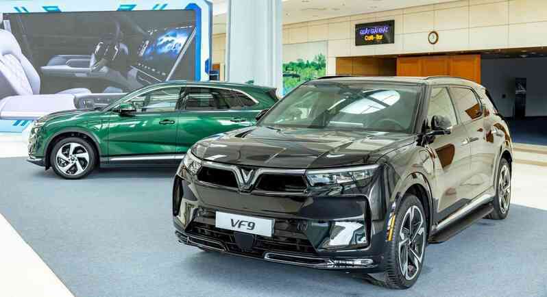 Đại gia thuê xe Mỹ đặt 2.500 xe VF 8 và VF 9: Giao trong 1 năm, đơn hàng lớn đầu tiên - Ảnh 2. Đại gia thuê xe Mỹ đặt 2.500 xe VF 8 và VF 9: Giao trong 1 năm, đơn hàng lớn đầu tiên - Ảnh 2.