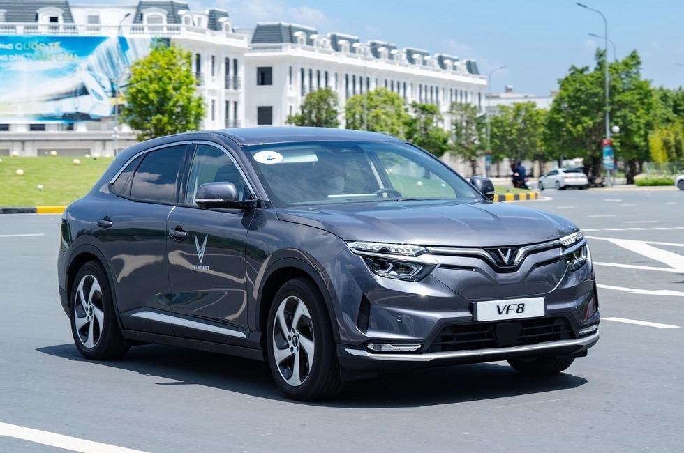 Nhiều người bình chọn VinFast VF8 là xe lái hay - Ảnh 2. Nhiều người bình chọn VinFast VF8 là xe lái hay - Ảnh 2.