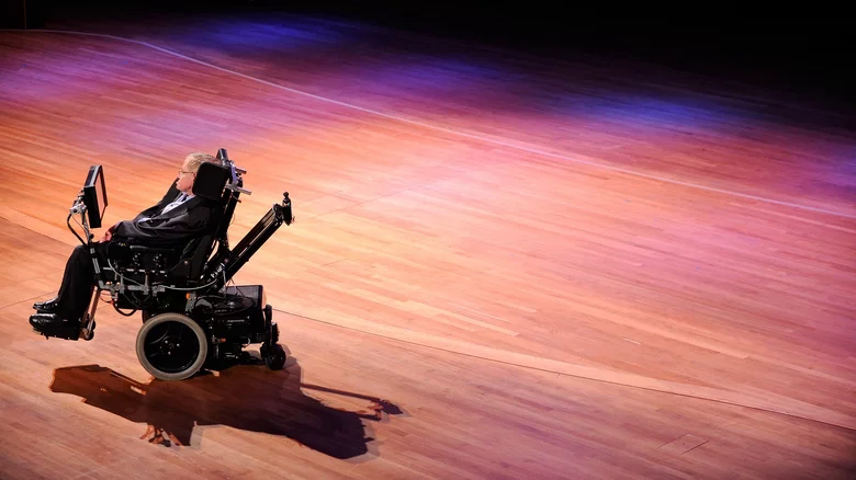 Những dự đoán của nhà vật lý thiên tài Stephen Hawking về ngày tàn của Trái Đất - Ảnh 9. Những dự đoán của nhà vật lý thiên tài Stephen Hawking về ngày tàn của Trái Đất - Ảnh 9.