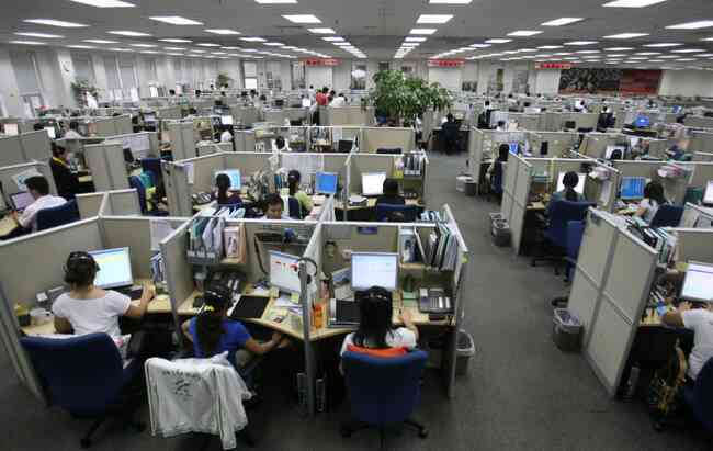 Thế hệ 35 tuổi đã bị coi là già ở Trung Quốc: Nỗi lo bị đào thải vì không đủ sức cạnh tranh - Ảnh 1. Thế hệ 35 tuổi đã bị coi là già ở Trung Quốc: Nỗi lo bị đào thải vì không đủ sức cạnh tranh - Ảnh 1.