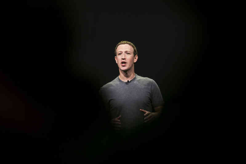 Chạy theo vũ trụ ảo, Mark Zuckerberg bỏ lơ Facebook đang ‘biến chất’: Tràn ngập spam, người dùng than phiền newsfeed quá nhiều ‘rác’ - Ảnh 2. Chạy theo vũ trụ ảo, Mark Zuckerberg bỏ lơ Facebook đang ‘biến chất’: Tràn ngập spam, người dùng than phiền newsfeed quá nhiều ‘rác’ - Ảnh 2.