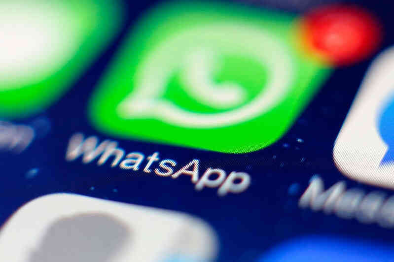 Nội bộ đạt đến đỉnh điểm của sự thất vọng, Mark Zuckerberg đi ‘quân cờ cuối’, tái khởi động ‘cỗ máy’ kiếm tiền bị bỏ quên - Ảnh 2. Nội bộ đạt đến đỉnh điểm của sự thất vọng, Mark Zuckerberg đi ‘quân cờ cuối’, tái khởi động ‘cỗ máy’ kiếm tiền bị bỏ quên - Ảnh 2.