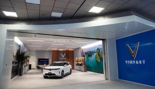 Tesla đang nghiên cứu thiết kế lại mẫu xe ăn khách Model 3, Vinfast có phải dè chừng? - Ảnh 2. Tesla đang nghiên cứu thiết kế lại mẫu xe ăn khách Model 3, Vinfast có phải dè chừng? - Ảnh 2.