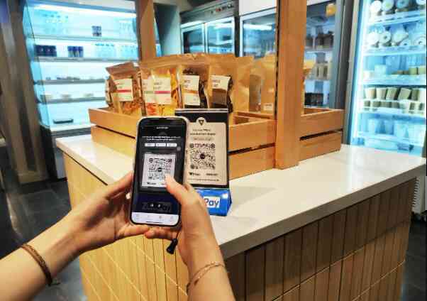 Zalo nâng cấp tính năng Ví QR - Bổ sung nhiều tiện ích phục vụ đời sống hằng ngày - Ảnh 2. Zalo nâng cấp tính năng Ví QR - Bổ sung nhiều tiện ích phục vụ đời sống hằng ngày - Ảnh 2.
