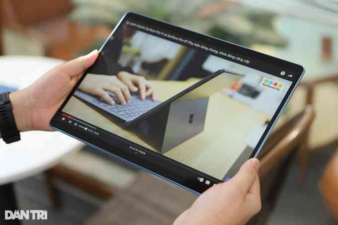 Cận cảnh Surface Pro 9 tại Việt Nam, giá gần 30 triệu đồng - 4