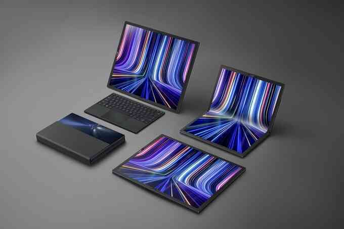 Laptop màn hình gập đầu tiên được bán tại Việt Nam với giá 89,99 triệu đồng
