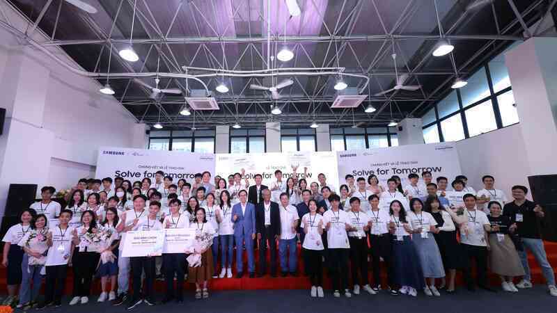 Ý tưởng “Quản lý thư viện” cùng “Giường bệnh IoT” của học sinh THCS & THPT Việt Nam đạt giải thưởng sáng tạo công nghệ đầy ý nghĩa - Ảnh 1.