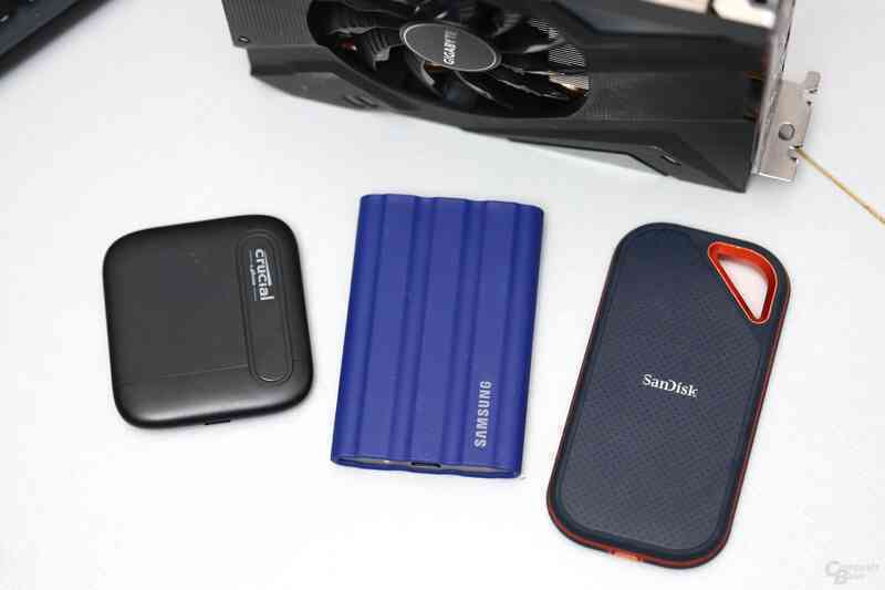 Loạt SSD di động giá chỉ từ 990K dành cho những ai lỡ mua máy tính dung lượng thấp.