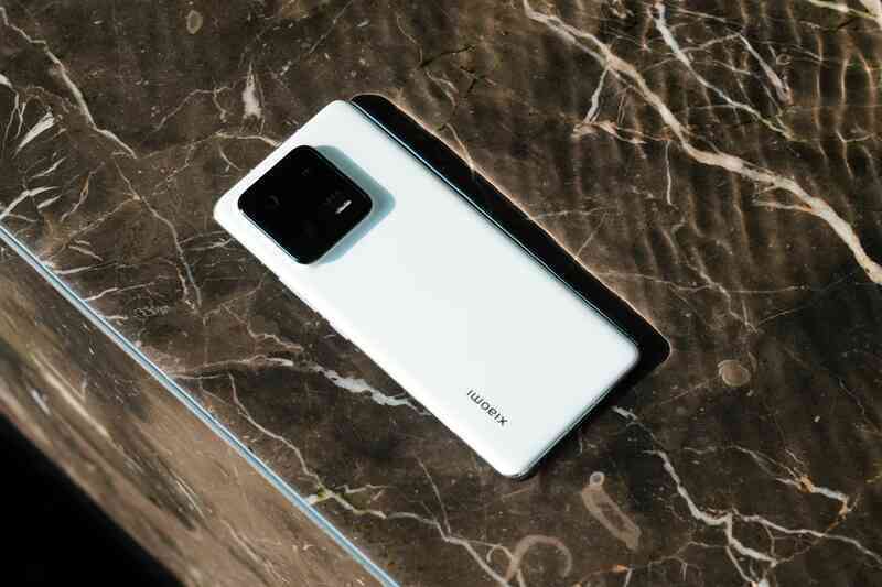 Ảnh thực tế Xiaomi 13 Pro với thiết kế mới, camera Leica 1 inch - Ảnh 2. Ảnh thực tế Xiaomi 13 Pro với thiết kế mới, camera Leica 1 inch - Ảnh 2.
