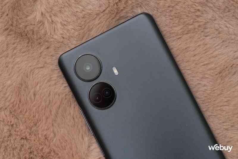Điện thoại realme giá hơn 6 triệu nhưng có màn hình cong, camera 108MP, chip Dimensity 1080 - Ảnh 4. Điện thoại realme giá hơn 6 triệu nhưng có màn hình cong, camera 108MP, chip Dimensity 1080 - Ảnh 4.
