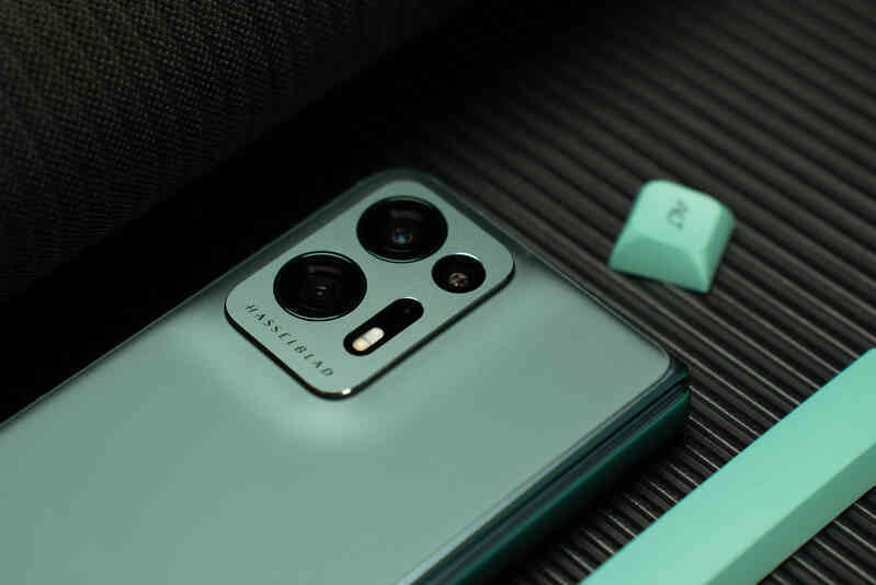 OPPO Find N2 ra mắt: Mỏng nhẹ hơn, Snapdragon 8+ Gen 1, nâng cấp camera, giá từ 26,9 triệu đồng - Ảnh 7.