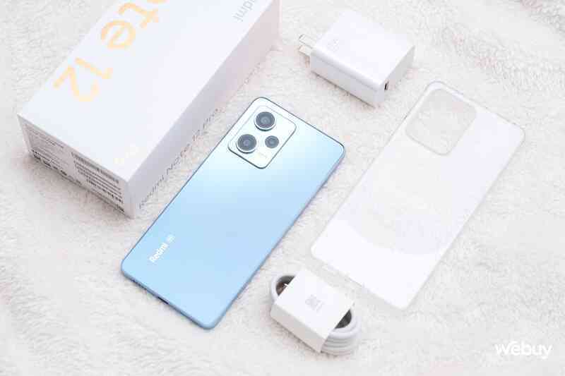 Trên tay Redmi Note 12 Pro: Thiết kế vuông vắn, chip Dimensity 1080 mới, giá chỉ từ 6 triệu đồng