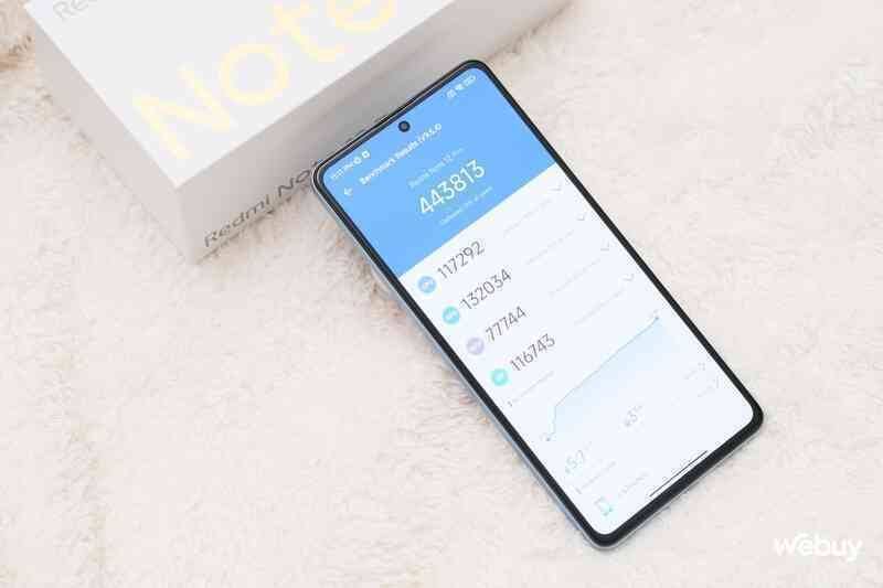 Trên tay Redmi Note 12 Pro tại VN: Thiết kế vuông vắn, chip Dimensity 1080 mới, giá chỉ từ 6 triệu đồng - Ảnh 12. Trên tay Redmi Note 12 Pro tại VN: Thiết kế vuông vắn, chip Dimensity 1080 mới, giá chỉ từ 6 triệu đồng - Ảnh 12.
