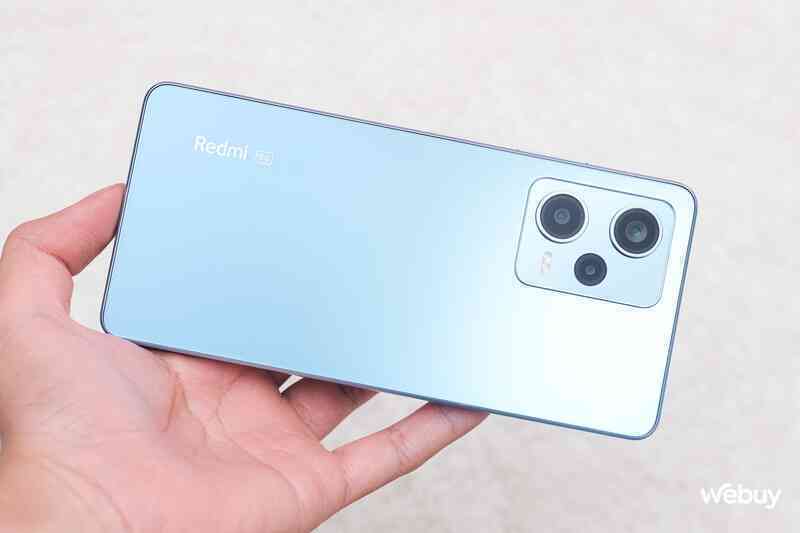 Trên tay Redmi Note 12 Pro tại VN: Thiết kế vuông vắn, chip Dimensity 1080 mới, giá chỉ từ 6 triệu đồng - Ảnh 3. Trên tay Redmi Note 12 Pro tại VN: Thiết kế vuông vắn, chip Dimensity 1080 mới, giá chỉ từ 6 triệu đồng - Ảnh 3.