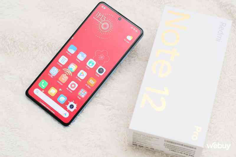 Trên tay Redmi Note 12 Pro tại VN: Thiết kế vuông vắn, chip Dimensity 1080 mới, giá chỉ từ 6 triệu đồng - Ảnh 7. Trên tay Redmi Note 12 Pro tại VN: Thiết kế vuông vắn, chip Dimensity 1080 mới, giá chỉ từ 6 triệu đồng - Ảnh 7.