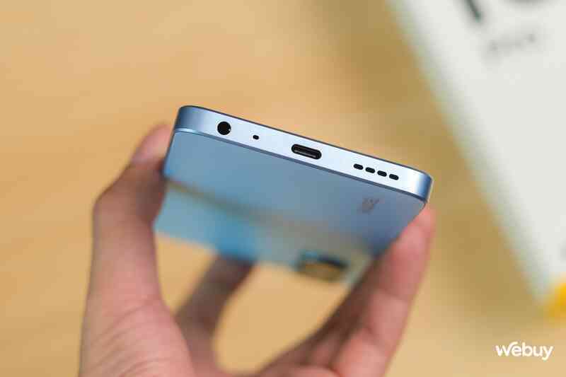 Trên tay bộ đôi realme 10 5G và realme 10 Pro: Thiết kế thời trang, cấu hình khá, giá chỉ từ hơn 5 triệu đồng - Ảnh 12. Trên tay bộ đôi realme 10 5G và realme 10 Pro: Thiết kế thời trang, cấu hình khá, giá chỉ từ hơn 5 triệu đồng - Ảnh 12.